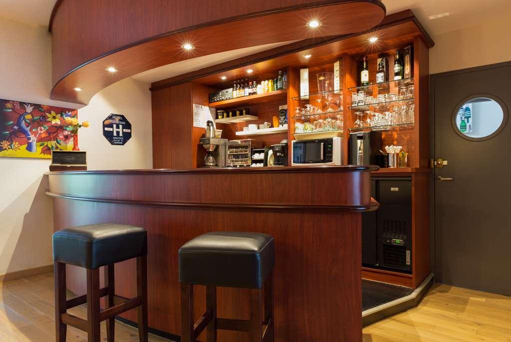 The Originals City, Hotel Les Oceanes, Lorient Restaurant bilde